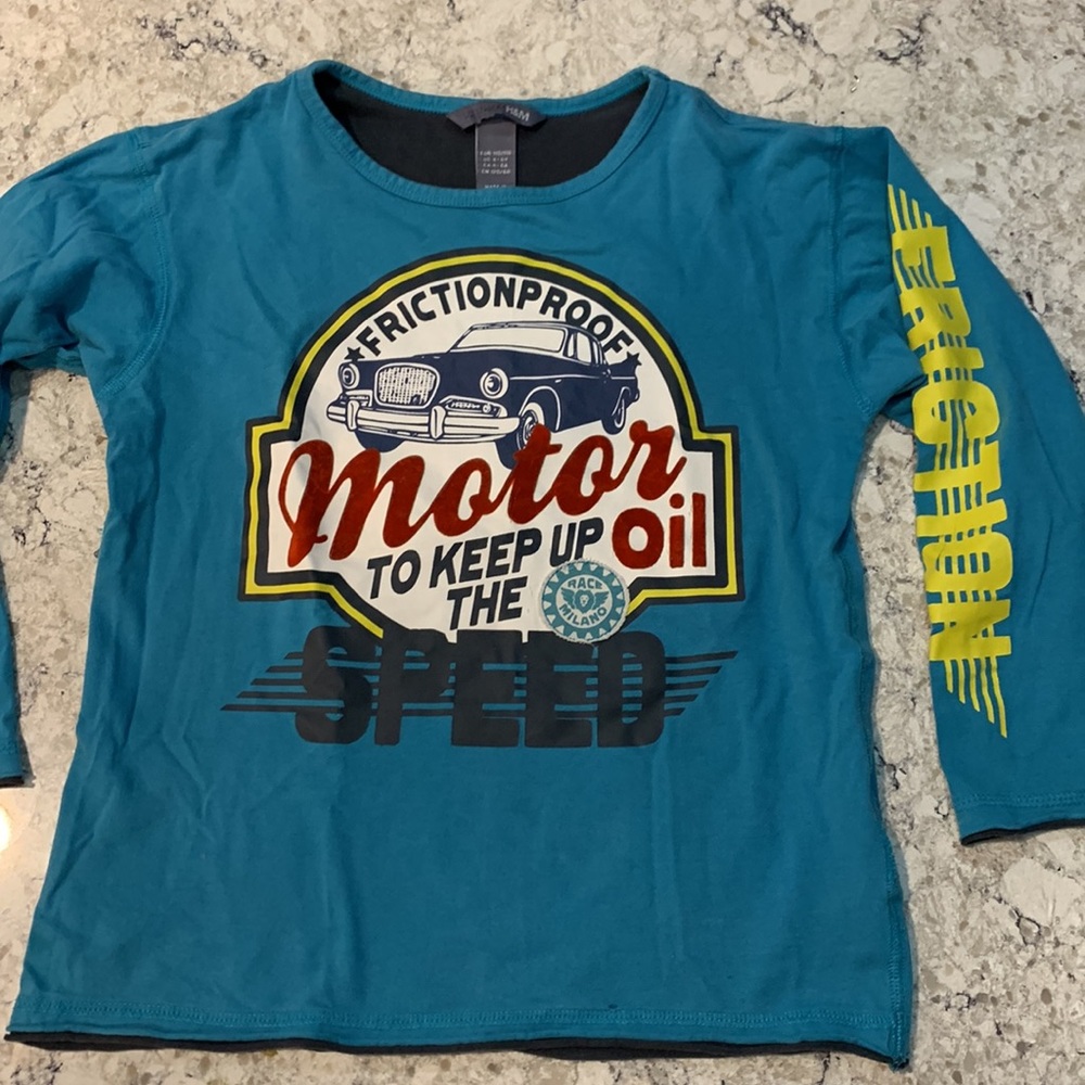 H&M boys size 4 -6 , Milano race shirt, great condition